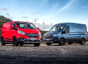 Fordy Tourneo i Transit - nowe wersje dla poszukiwaczy przygód