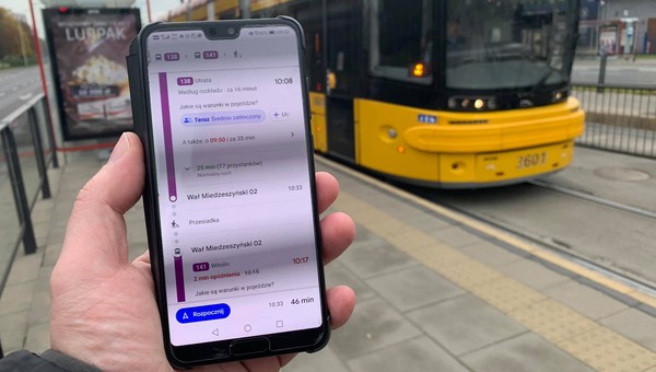 Boisz się tłoku w komunikacji miejskiej? Sprawdź obłożenie w Google Maps