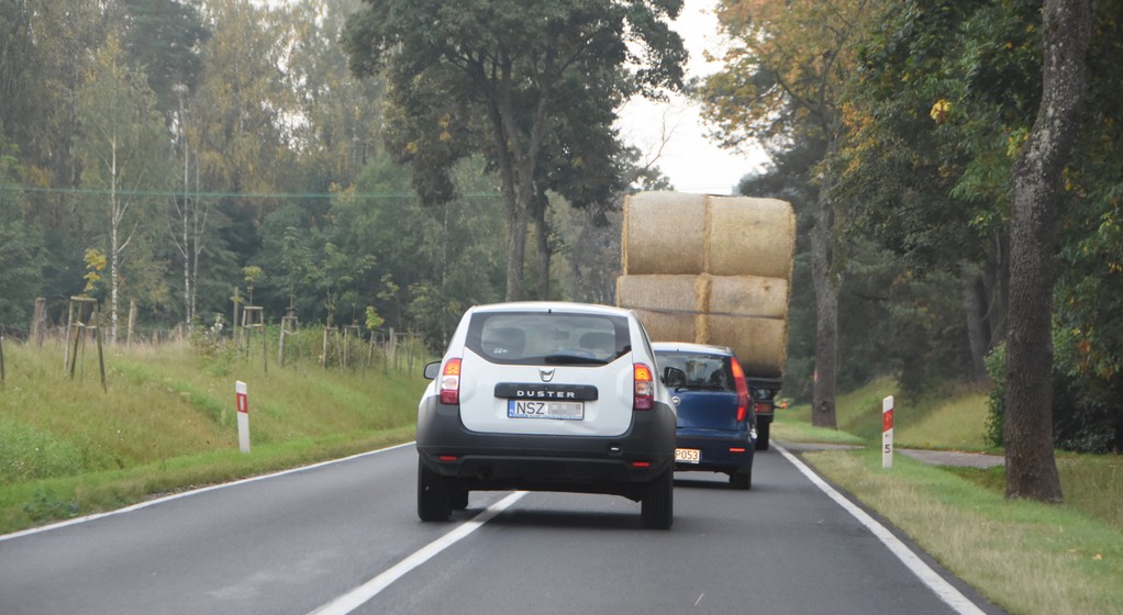 Wyprzedzanie na linii ciągłej