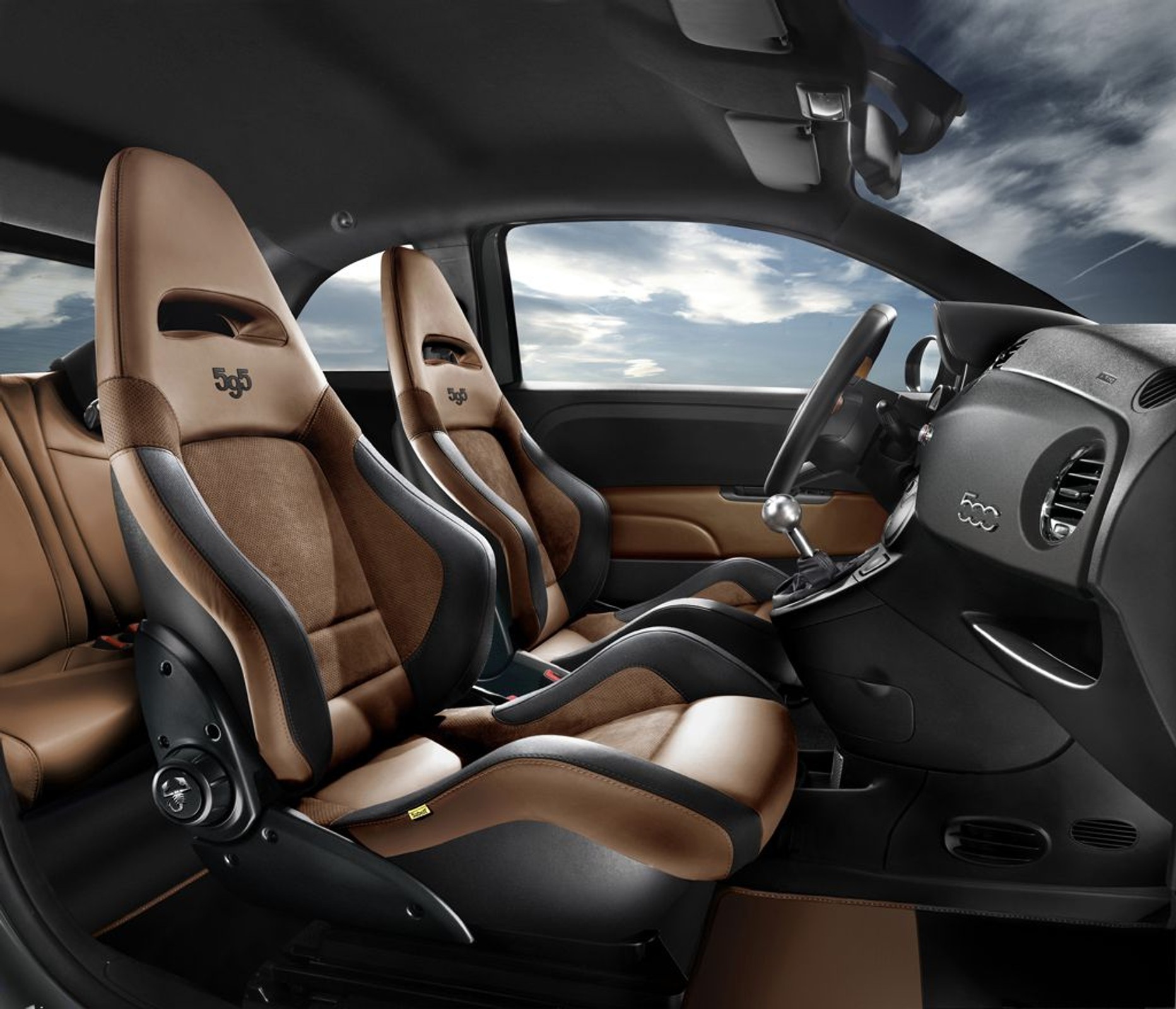 Nowe Abarthy na Bologna Motor Show