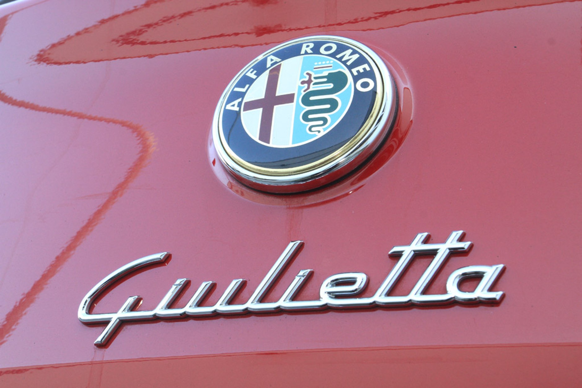 Alfa Romeo Giulietta: specjalistka od emocji