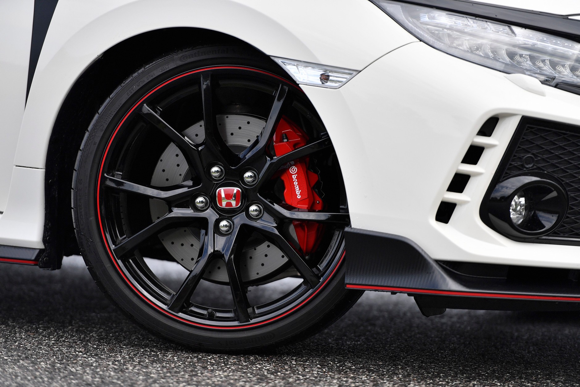 Honda Civic Type R kontra Seat Leon Cupra - 620 KM na torze