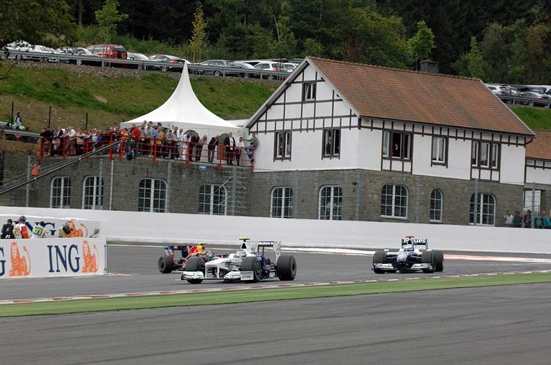 Grand Prix Belgii 2009: dwie gwiazdy wyścigu - Raikkonen i Fisichella (fotogaleria)