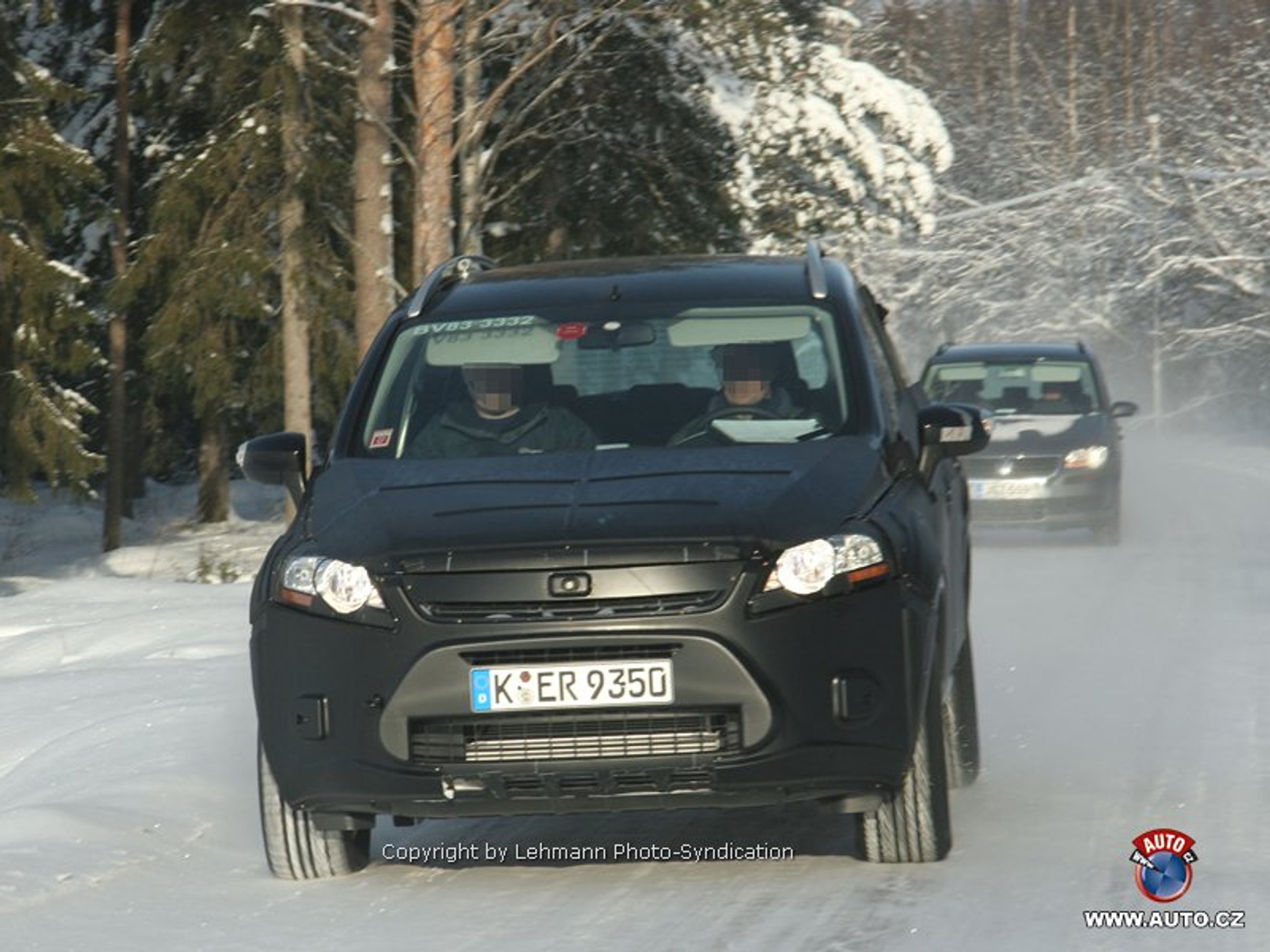 Zdjęcia szpiegowskie: Nowy SUV Forda 4x4