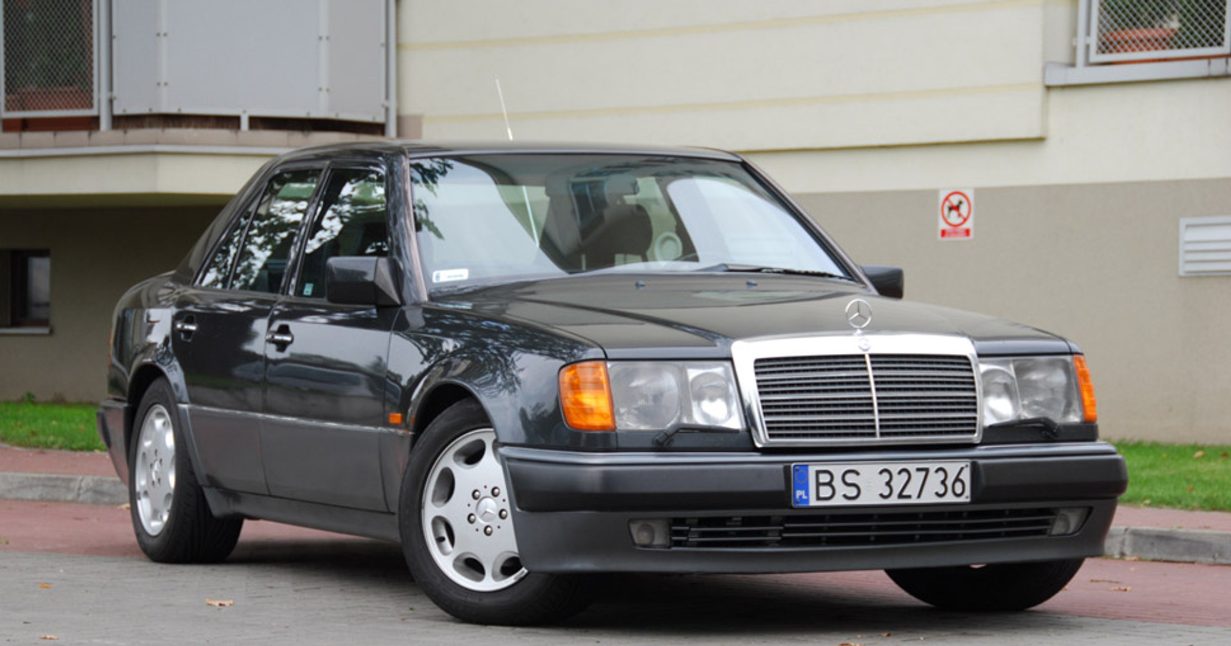 Mercedes 500E: gwiazda wśród gwiazd