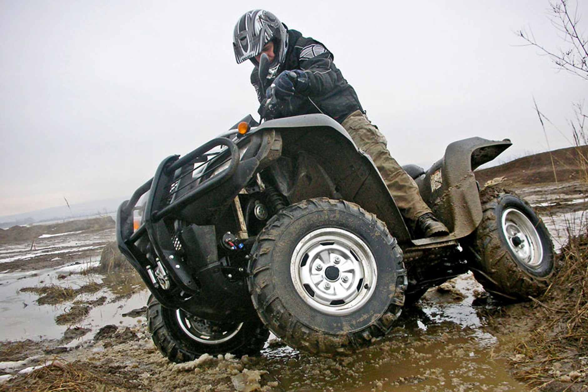 Suzuki Kingquad LTA 750 AXi LE 4x4 – śnieżne szaleństwo