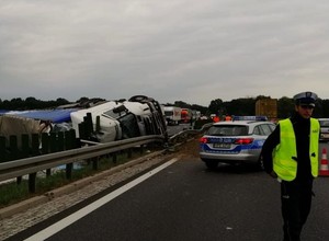 Policja karała kierowców nagrywających wypadek