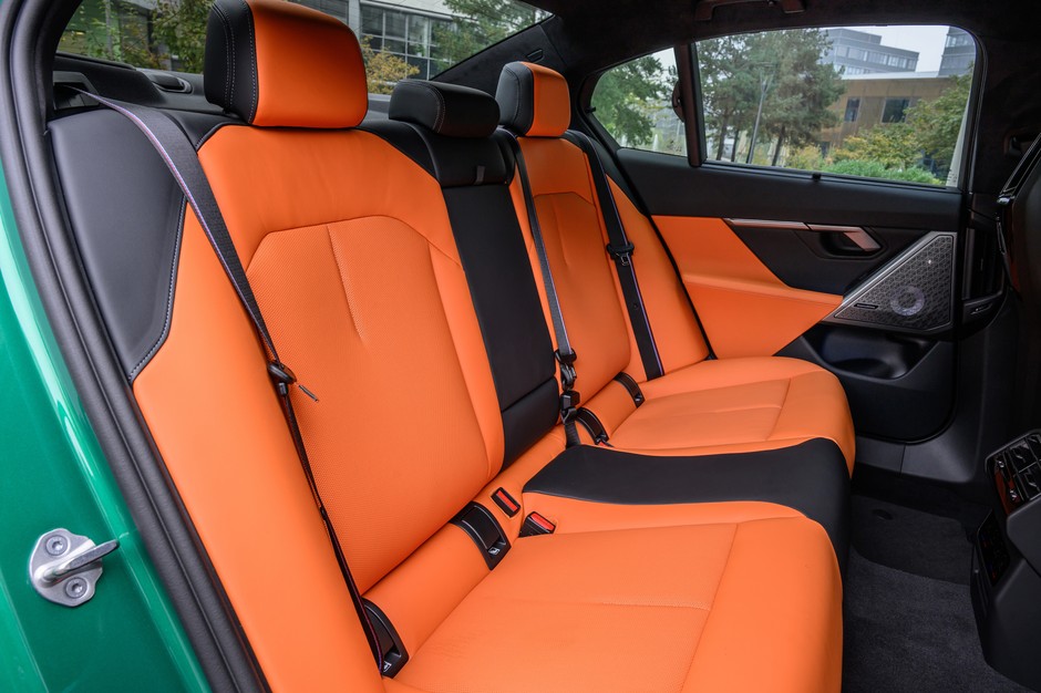 BMW M5 (G90)