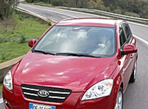 Kia Motors wzywa cee’d do serwisu