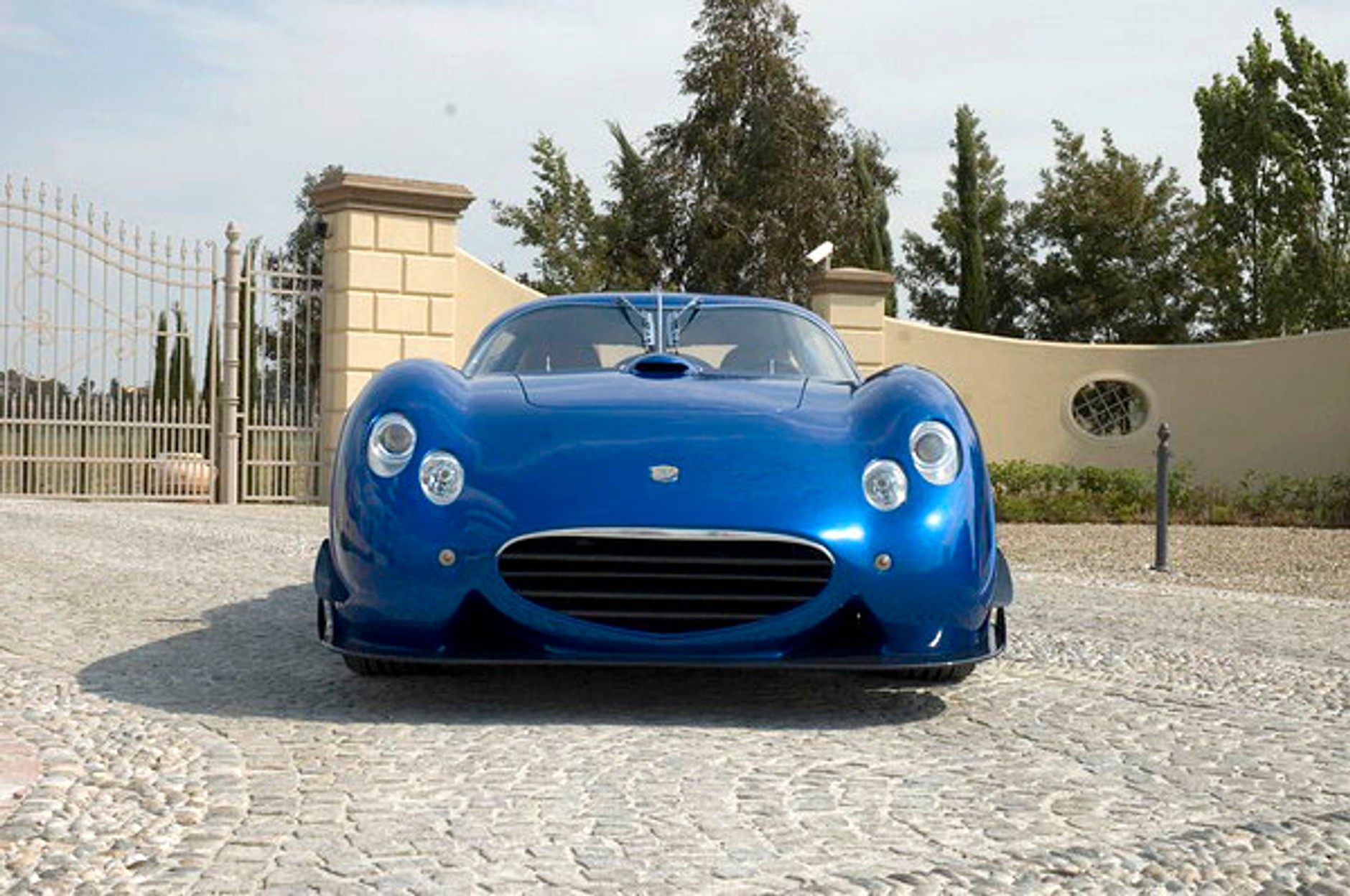 Faralli &amp; Mazzanti Antas V8 GT w produkcji