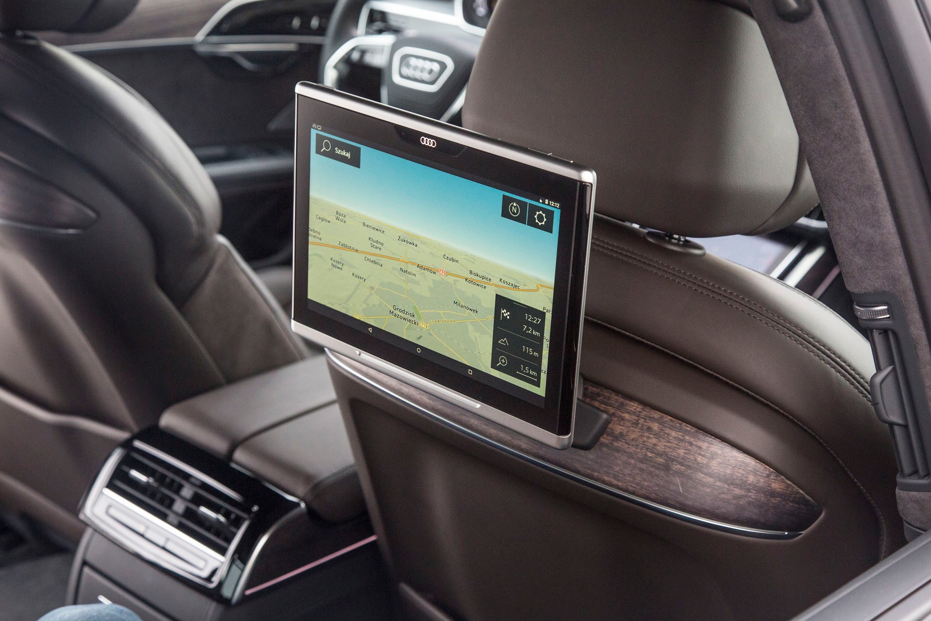 Audi A8 L 55 TFSI quattro - dotyk luksusu