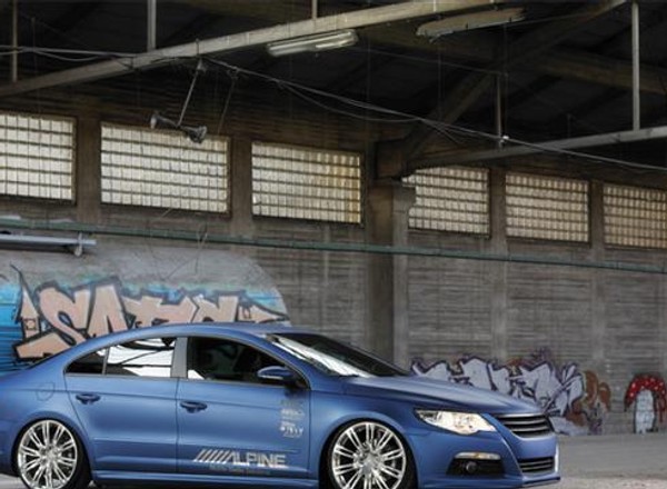 Volkswagen Passat CC - Nowy democar marki ALPINE