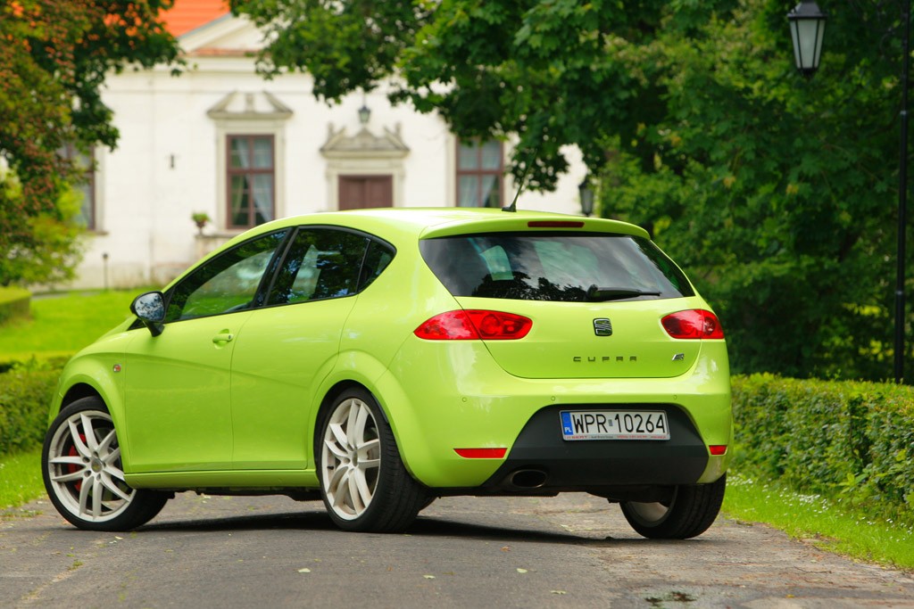 Seat Leon Cupra R: uwodzi wyglądem i zachwyca osiągami