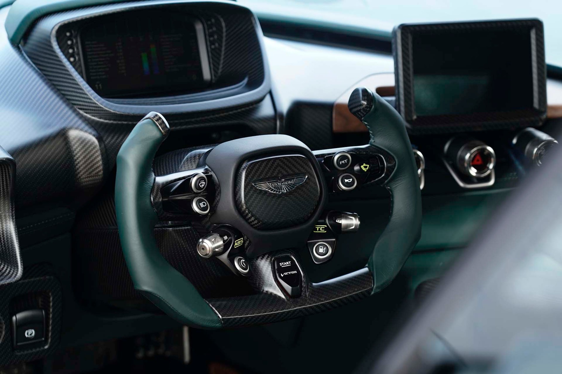Aston Martin Victor
