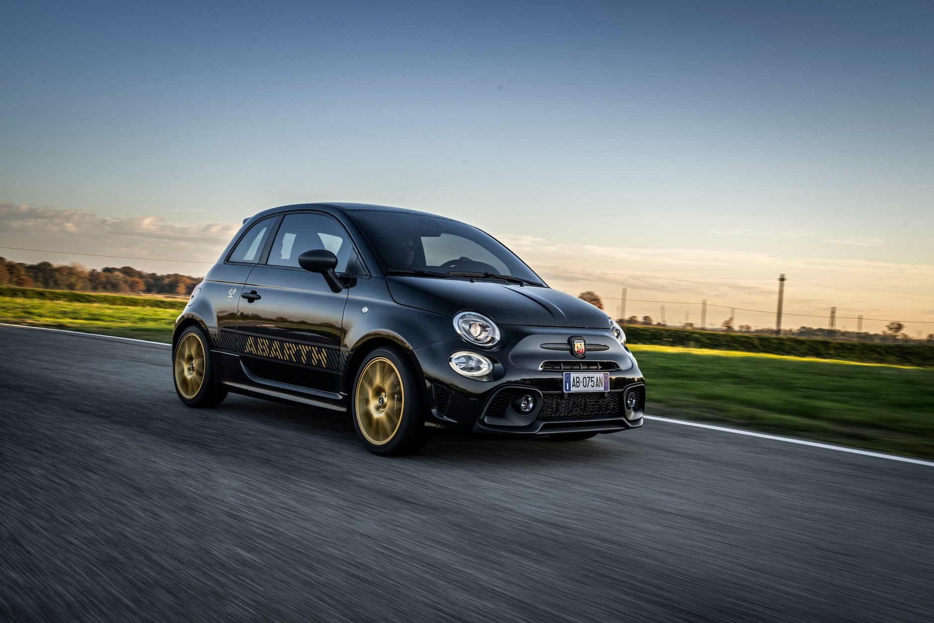Abarth 695 75 Anniversario