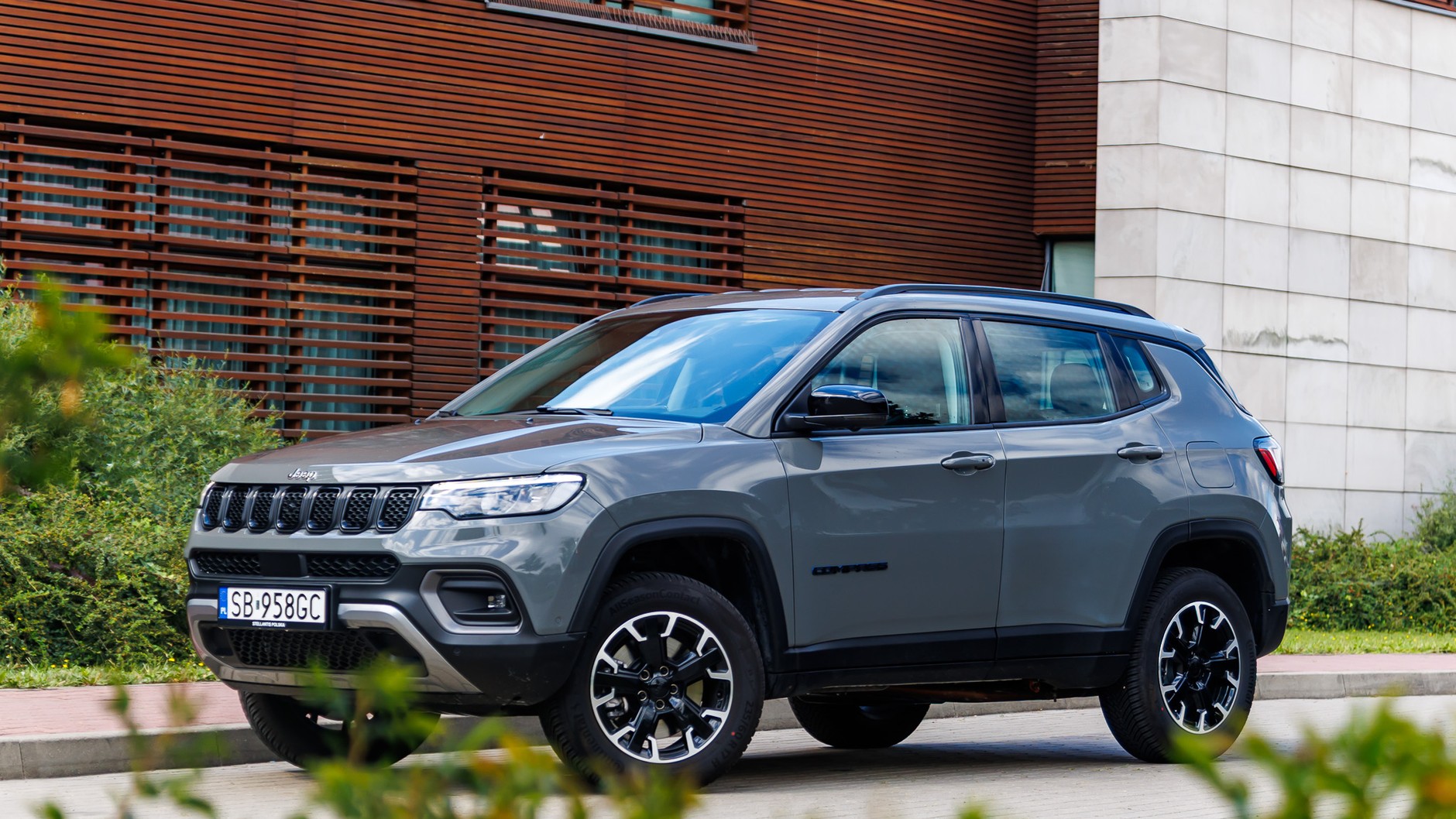 Jeep Compass 4XE