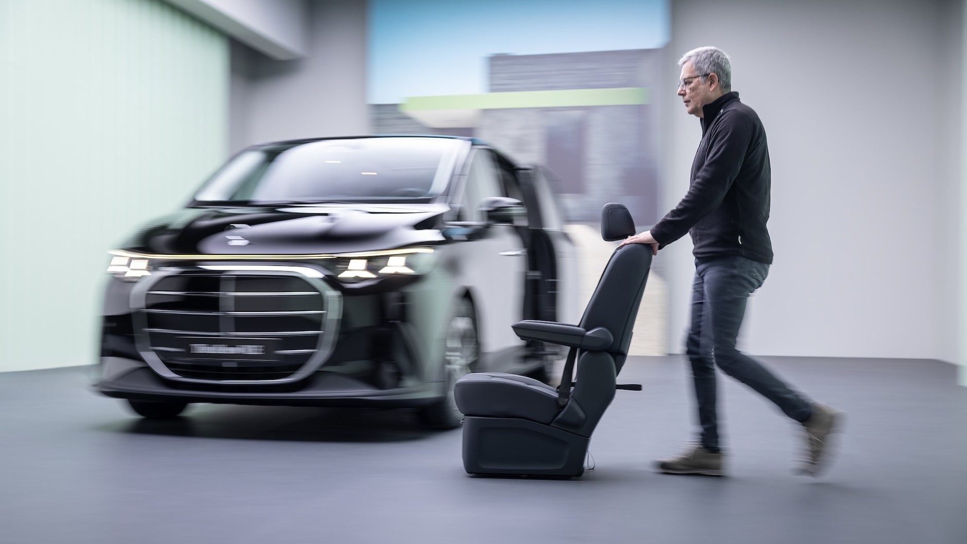 Ciężkie, ale łatwe w transportowaniu fotele na kółkach