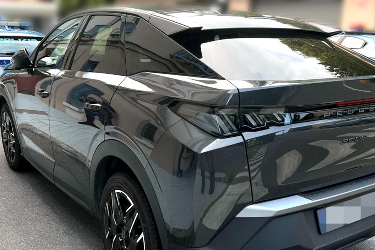 Z ziemi włoskiej do Polski. Skradziony SUV Peugeota wróci bezpiecznie do kraju