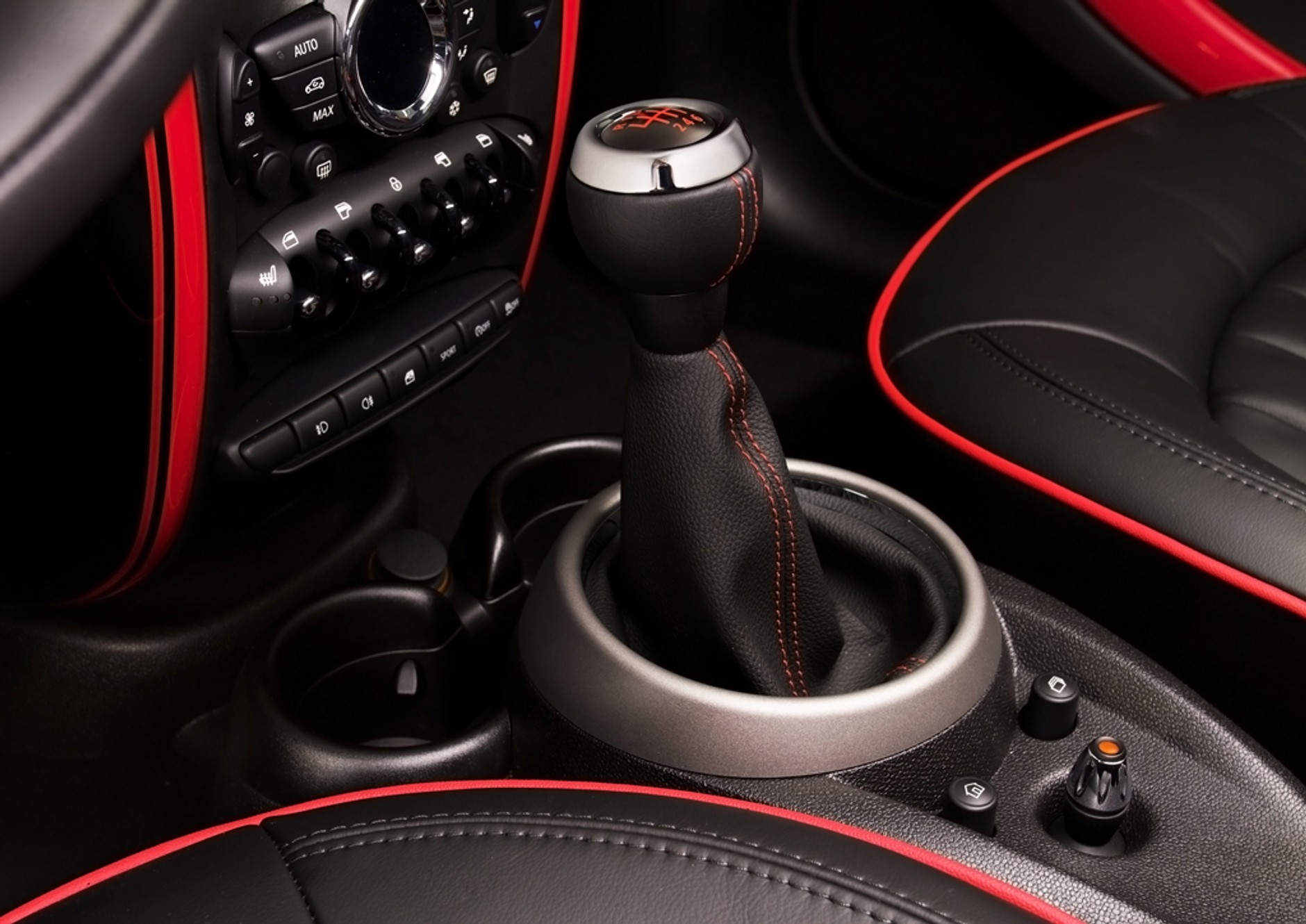 Mini Counrtyman JCW: szybko poza asflatem