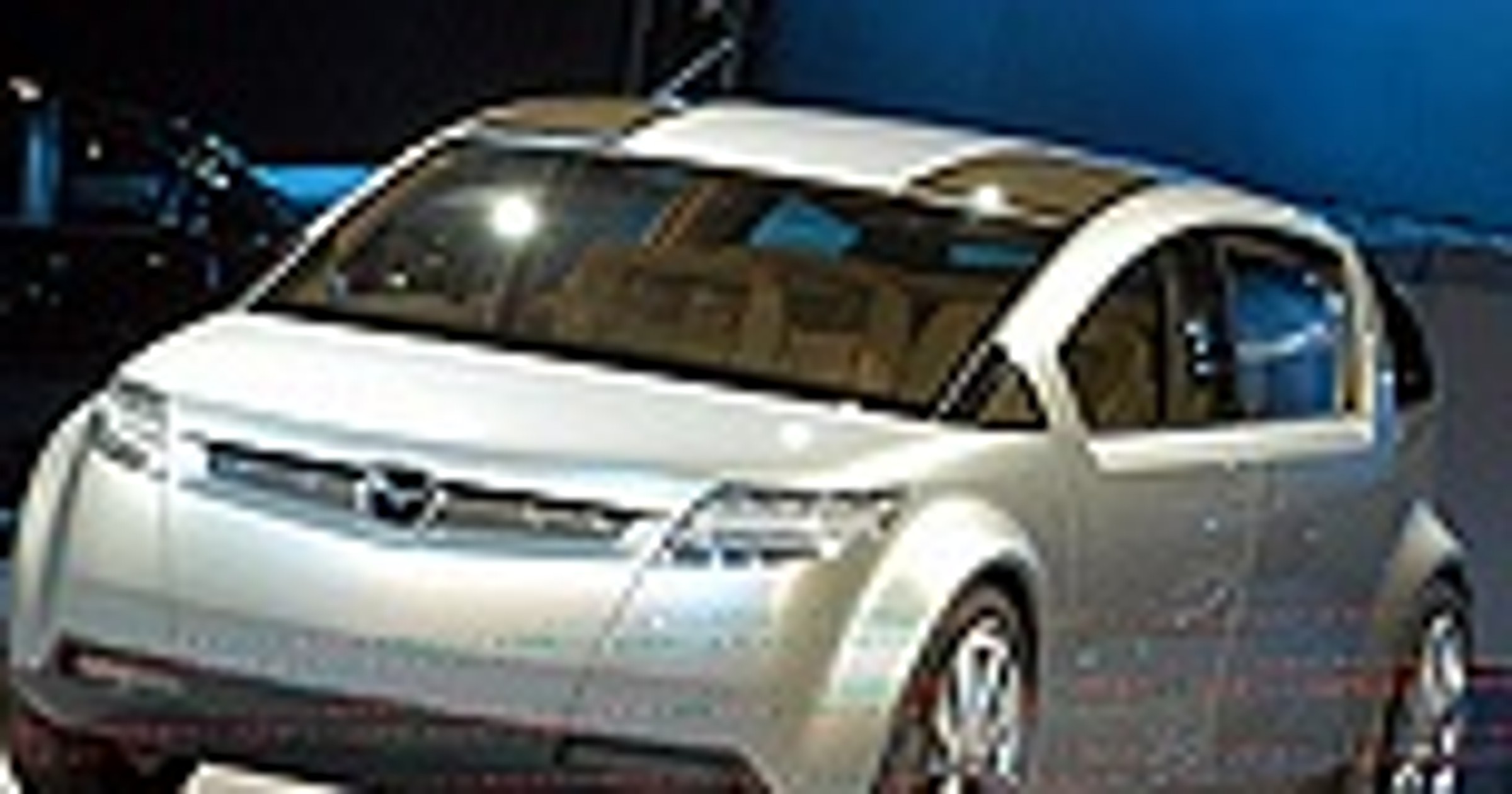 Mazda na skrzydłach orła
