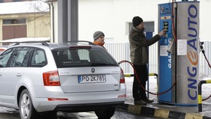 CNG, czyli paliwo bez akcyzy! Wyjaśniamy, ile kosztuje jazda autem na gaz ziemny?