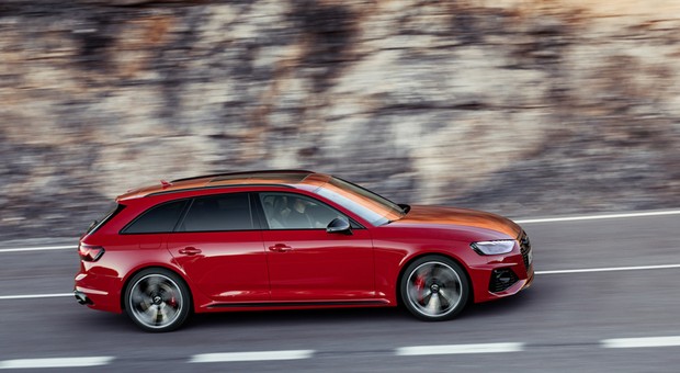 Wielki przegląd używanych Audi A4. Mechanik sprawdził nam B6, B7, B8 i B9. "Tylko jedna na piątkę"