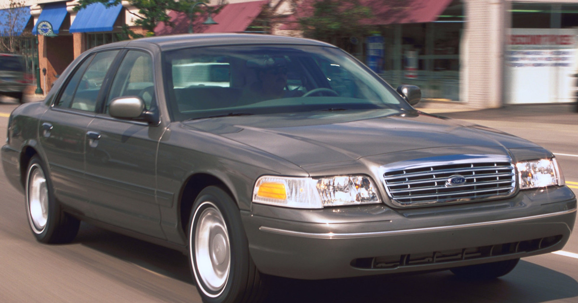 Ford Crown Victoria - zdjęcie poglądowe