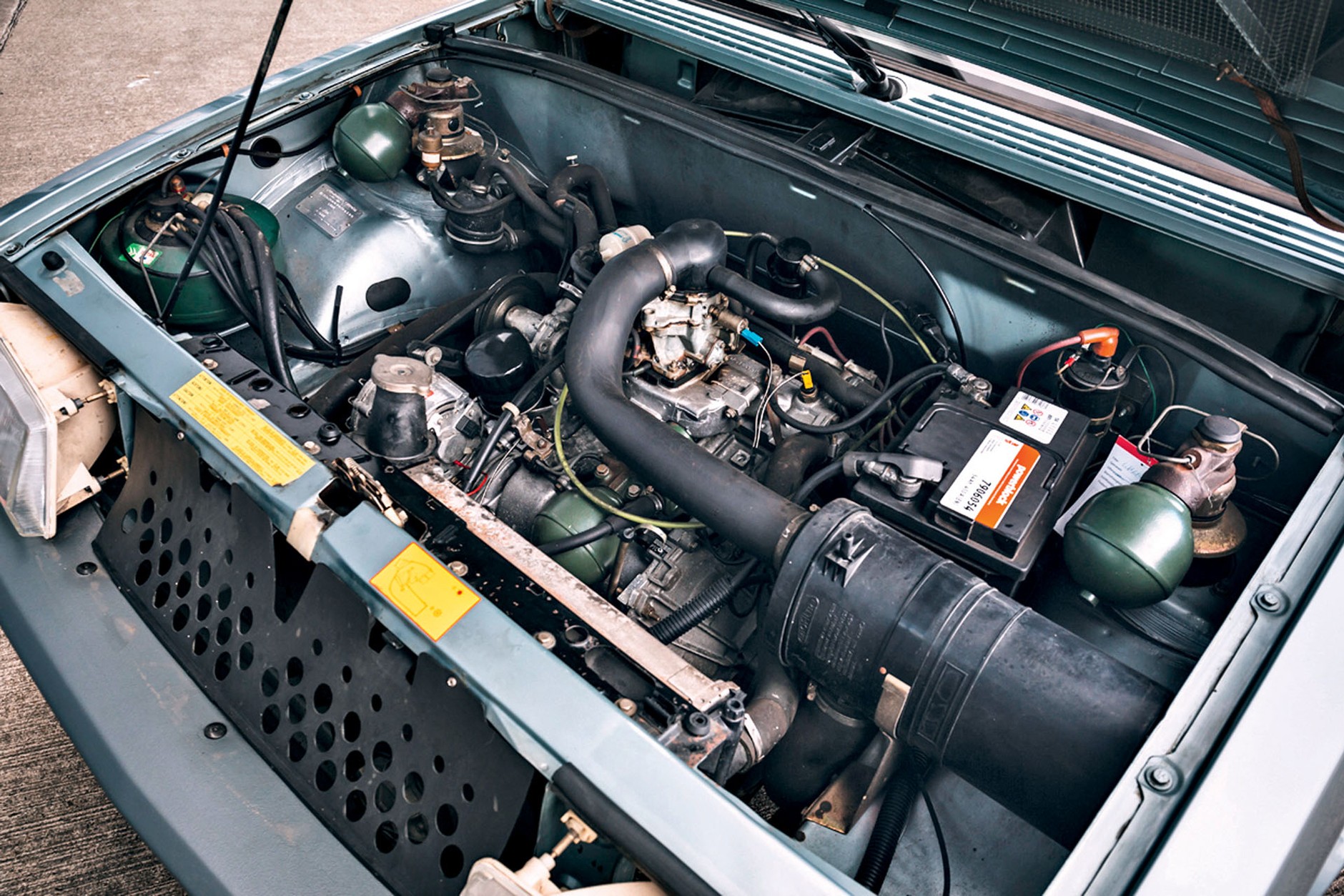 Citroen BX - awangardowo pochylony