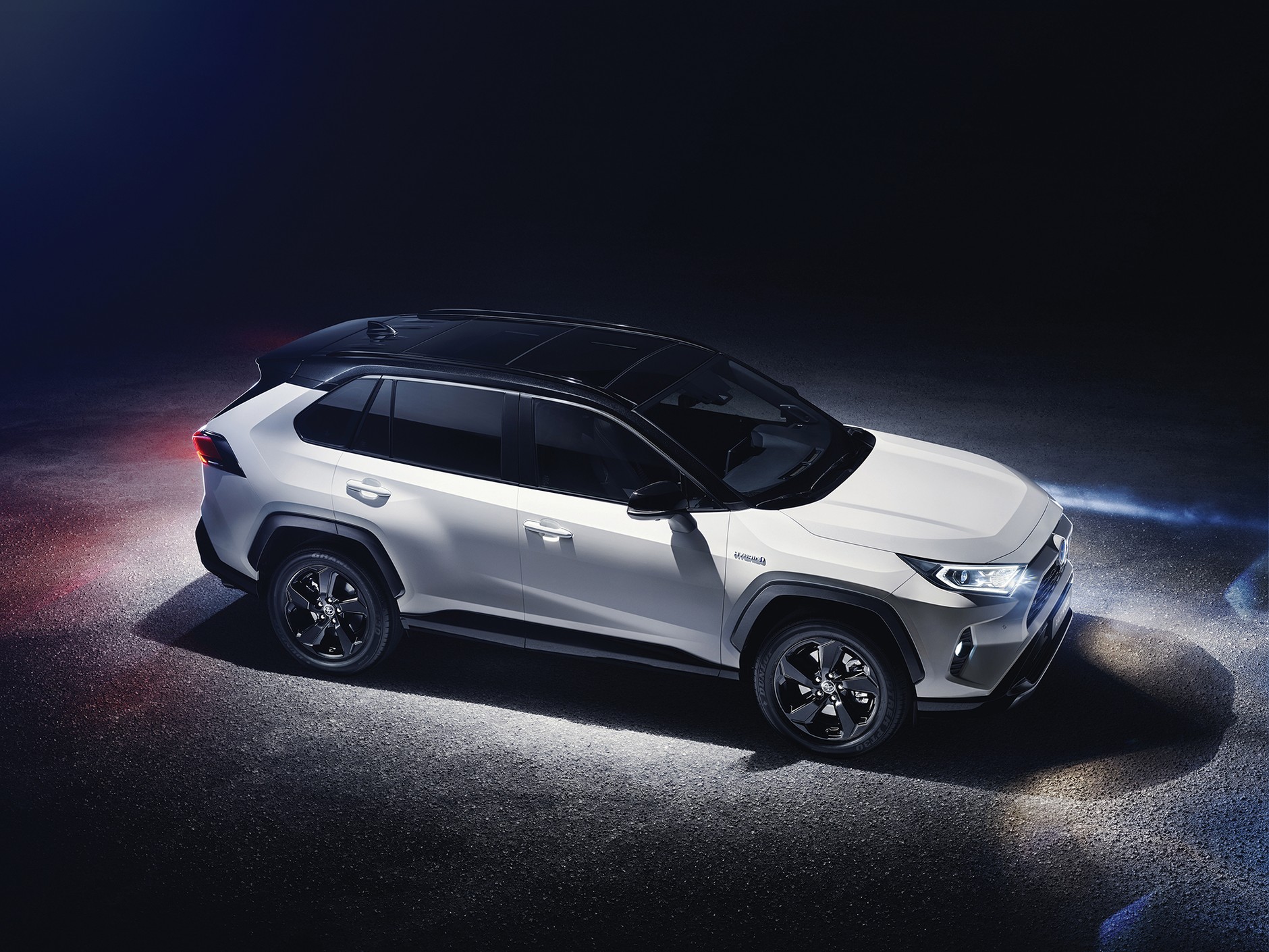 Toyota RAV4 - w całkiem nowym stylu