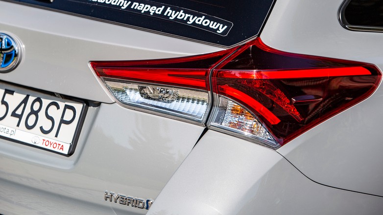Toyota Auris Touring Sports kombi 1.8 Hybrid - hybryda dla aktywnych