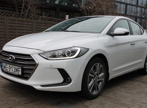 Hyundai Elantra 1.6 CRDi: zgrabny kompaktowy sedan