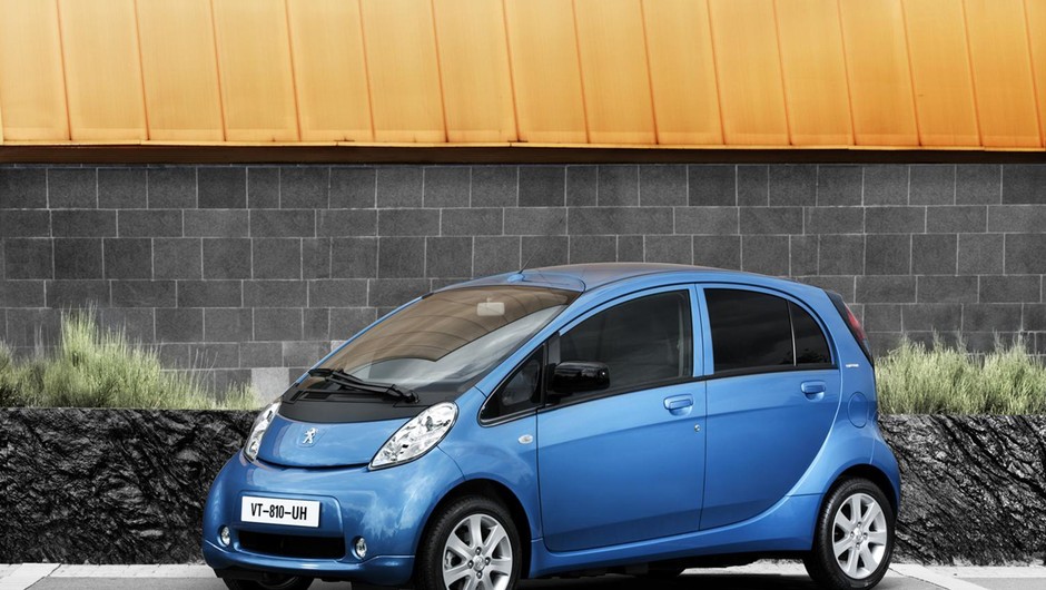 Dlaczego Mitsubishi wstrzymało produkcję dla PSA?