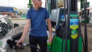 Nowe oznaczenia na stacjach paliw obowiązkowe od stycznia 