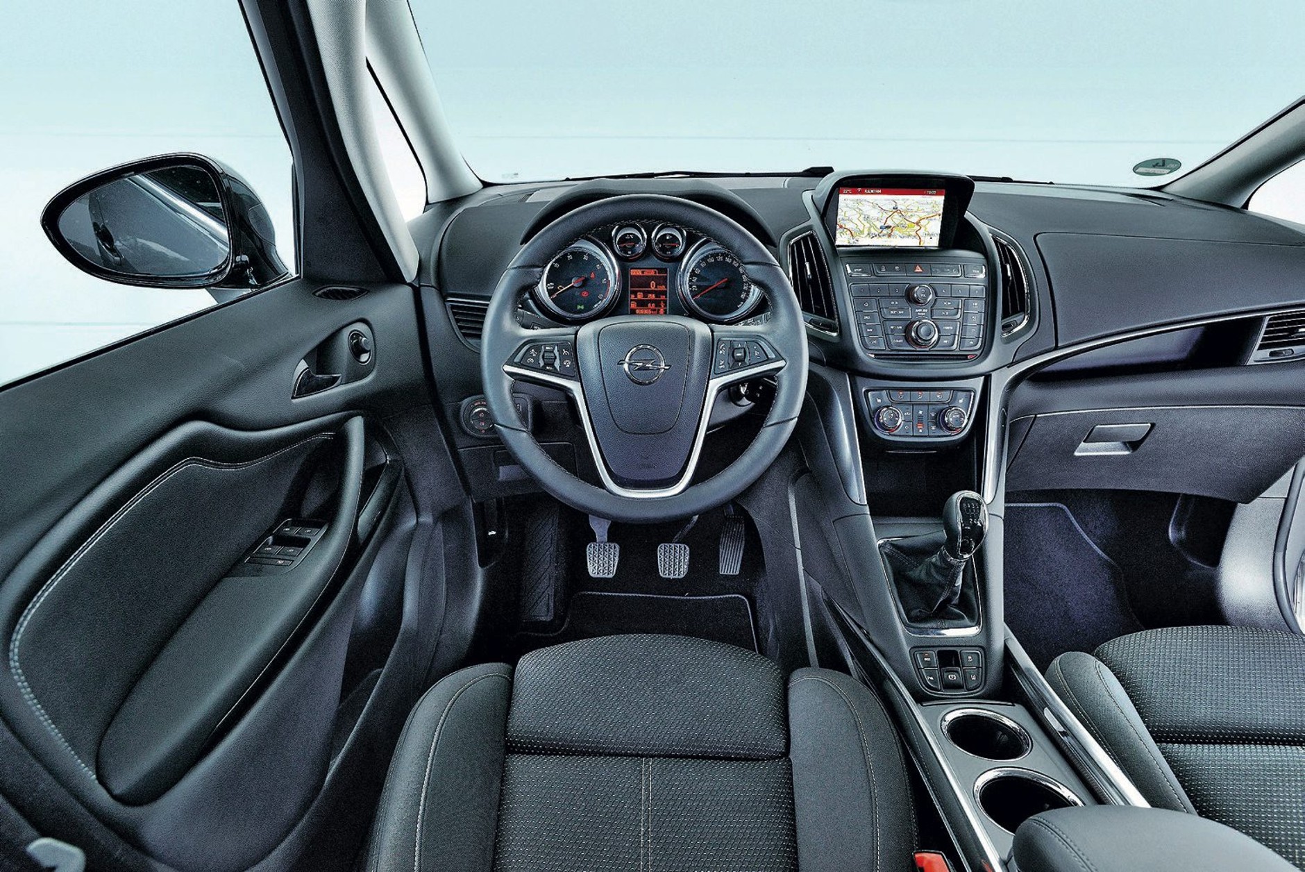 Król vanów pilnie poszukiwany: nowy VW Touran kontra BMW 216d Gran Tourer, Ford Grand C-Max, Opel Zafira Tourer