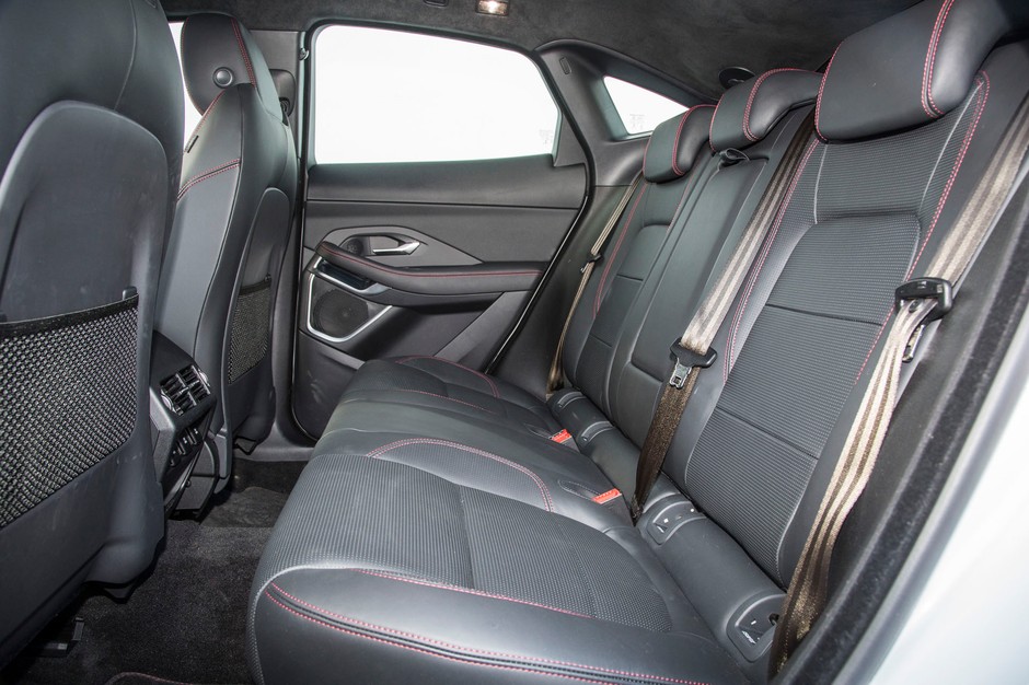 Jaguar E-Pace 2.0 P250 AWD - elegancki i nadal drapieżny