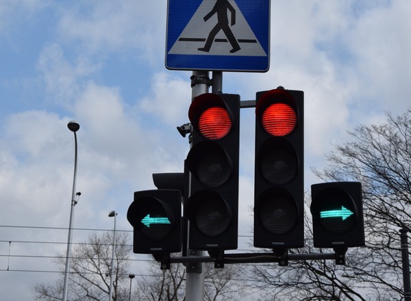 Strzałka w lewo: czy tu aby można zawracać?