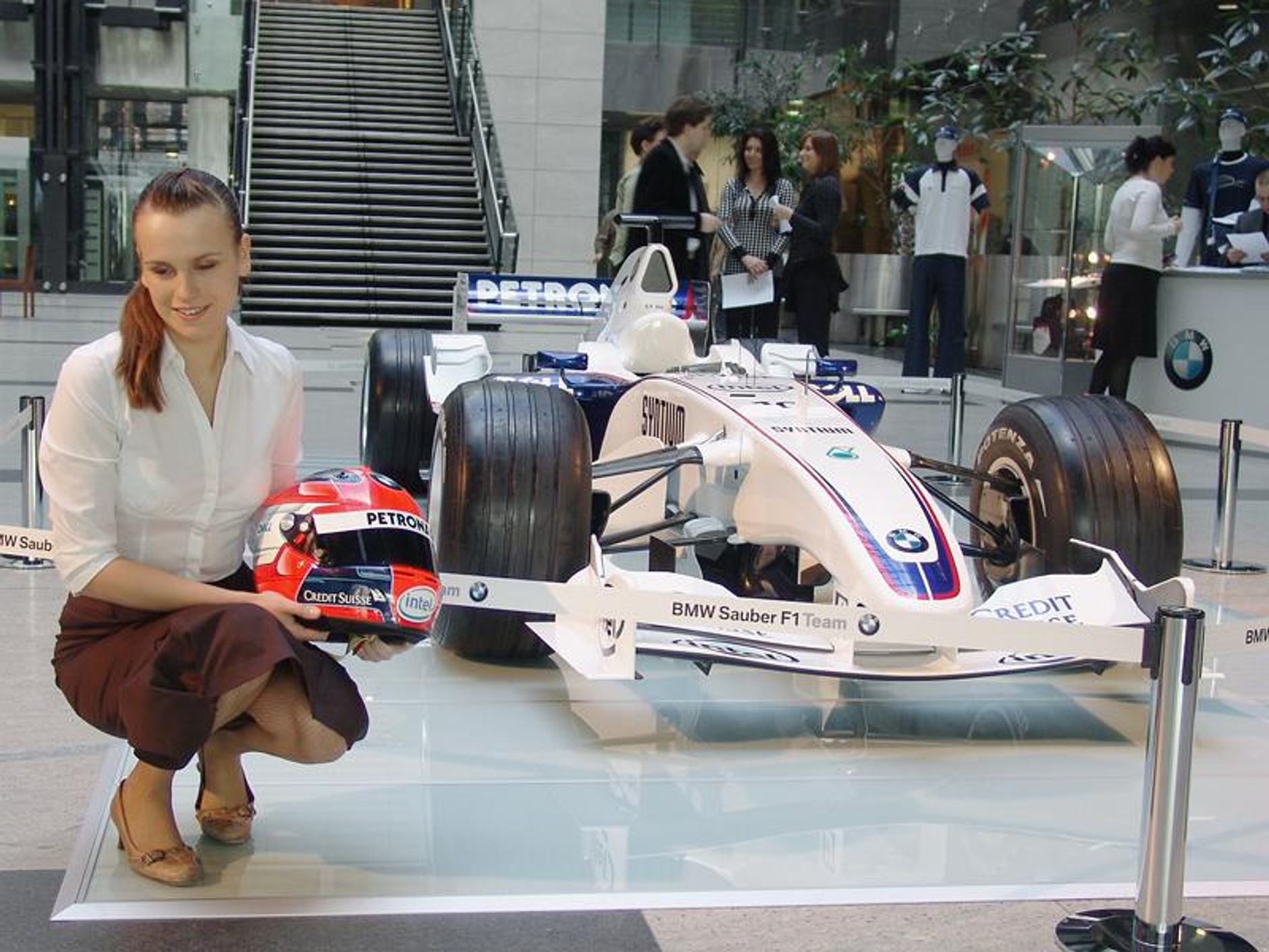 Formuła 1: Czym pojedzie Kubica - bolid w Warszawie!