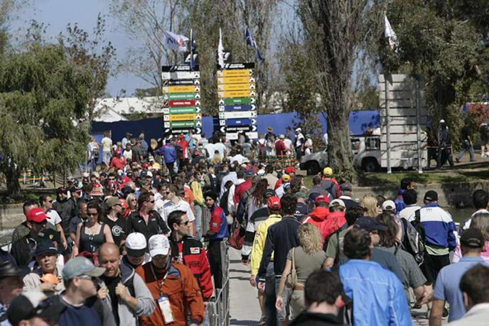 GP Australii 2007: piękne dziewczyny Formuły 1 (galeria 3. część)