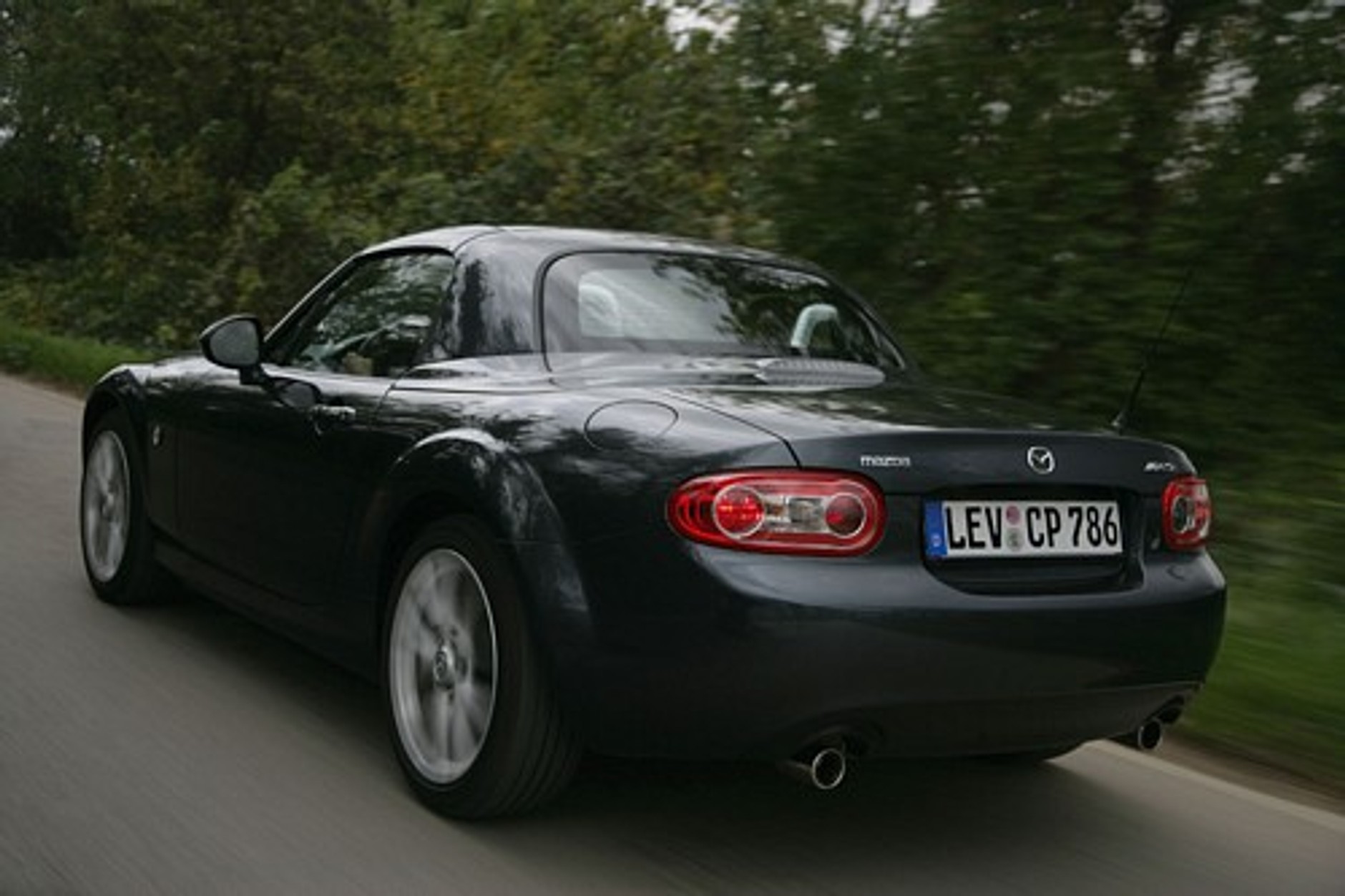 Mazda MX5 świętuje na torze Le Mans