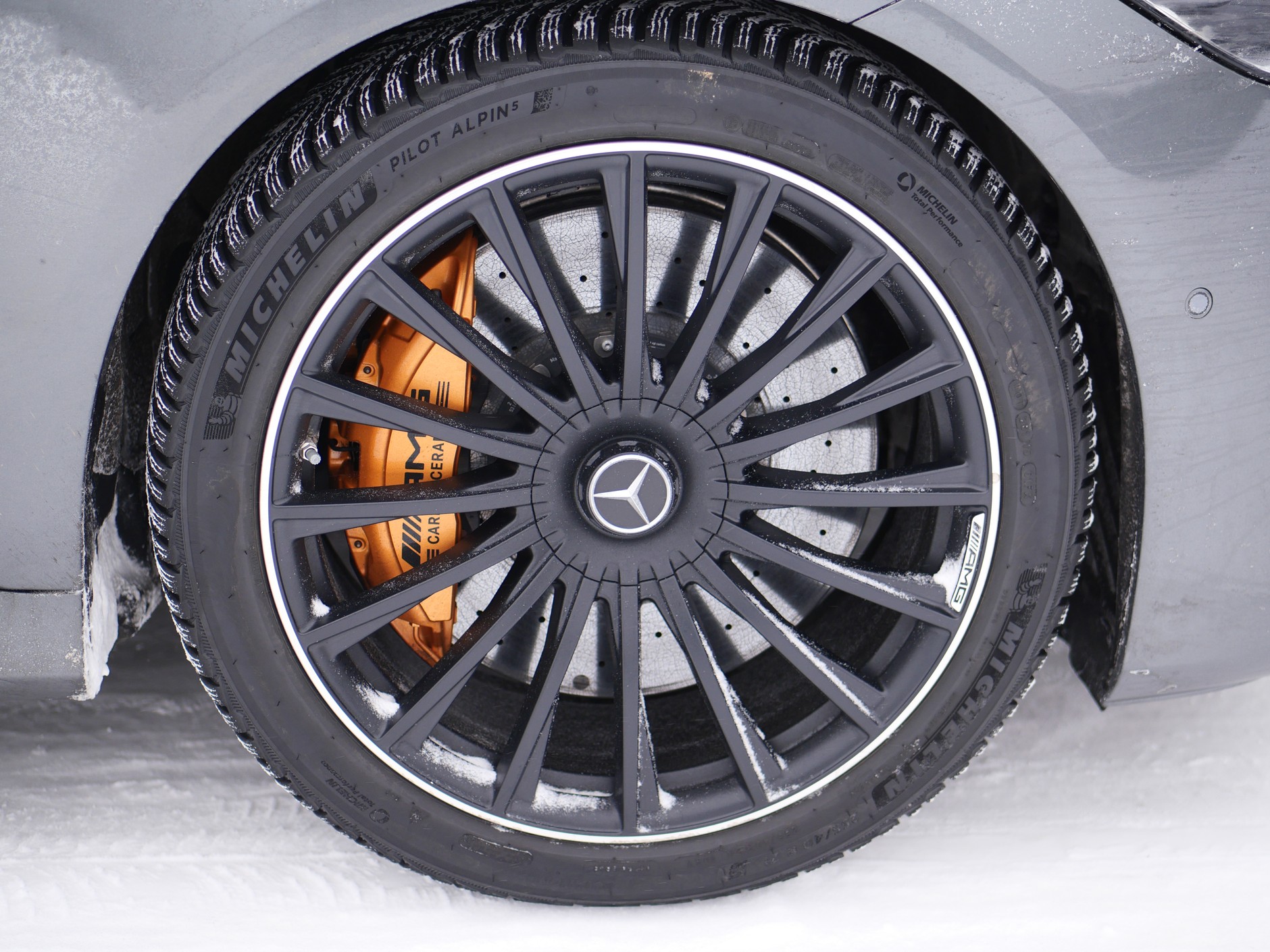 Mercedes S63 AMG E Performance