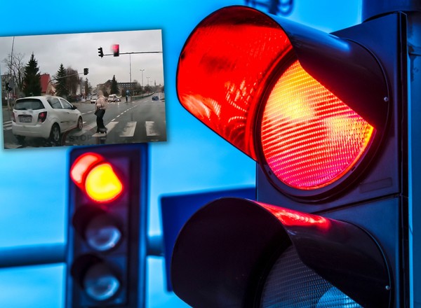 Minął pieszą "o grubość kartki". Potem staranował inne auto [WIDEO]