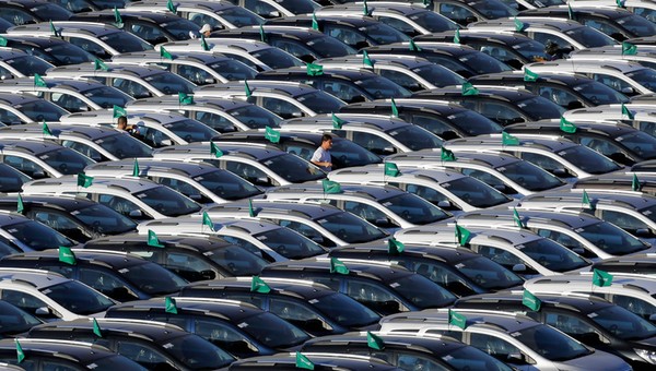 General Motors nie ukończyło produkcji 95 tys. samochodów. Czekają na brakującą elektronikę