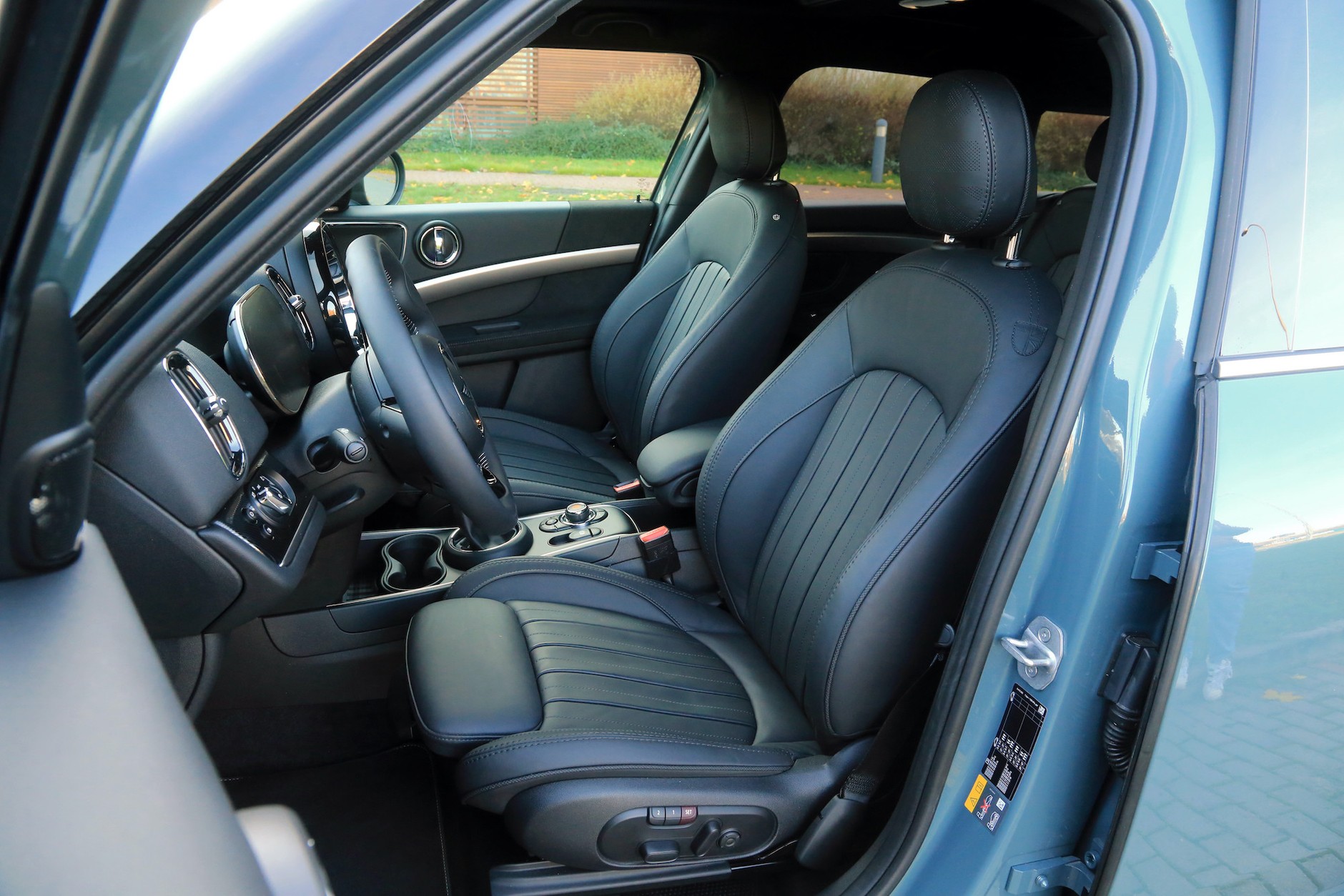 MINI Countryman Cooper SE – udane zgranie przeciwieństw