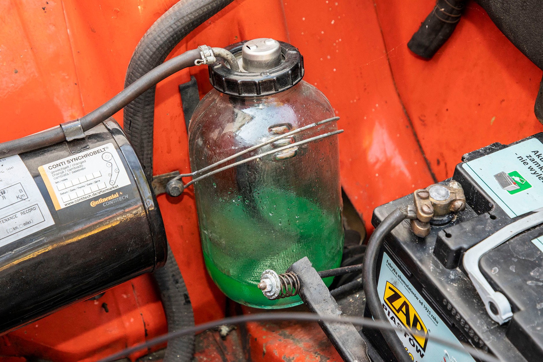 Skoda 105 L kontra Dacia 1300 - niedyskretne uroki wschodu