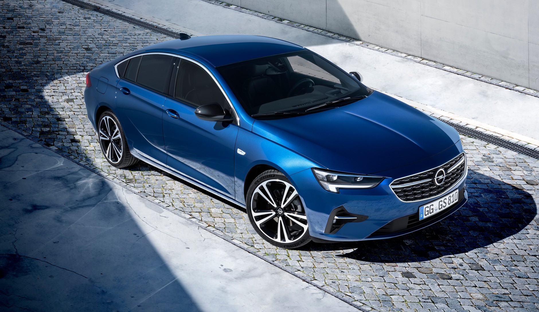 Opel Insignia po modernizacji – więcej elegancji w standardzie