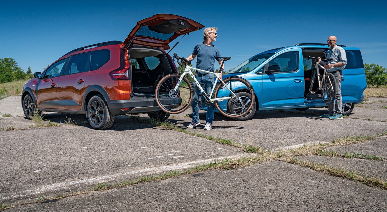 Oszczędne rodzinne auta na benzynę. Co warto kupić, Dacię Jogger czy VW Caddy?