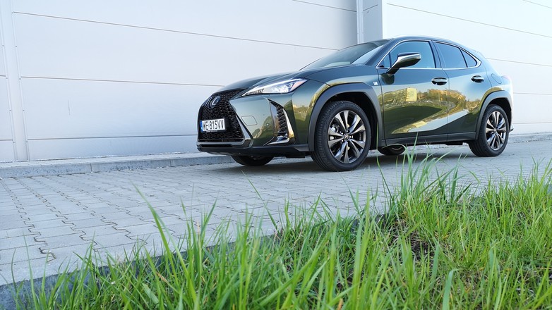 Lexus UX