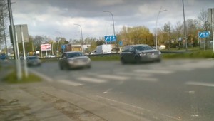 Wyprzedzasz i nawet o tym nie wiesz. Policjanci dają co najmniej 1500 zł mandatu i 15 punktów karnych