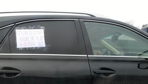 "Mobilny kantor" oferuje waluty z auta. Czy to powrót cinkciarzy?