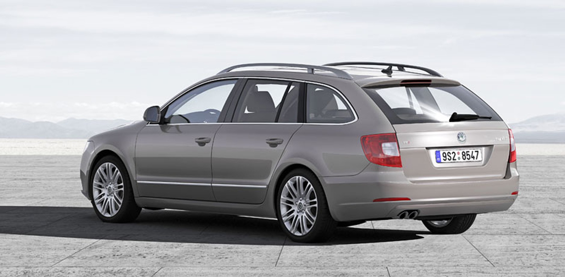 IAA Frankfurt 2009: Škoda Superb Combi w pełnej krasie (fotogaleria)